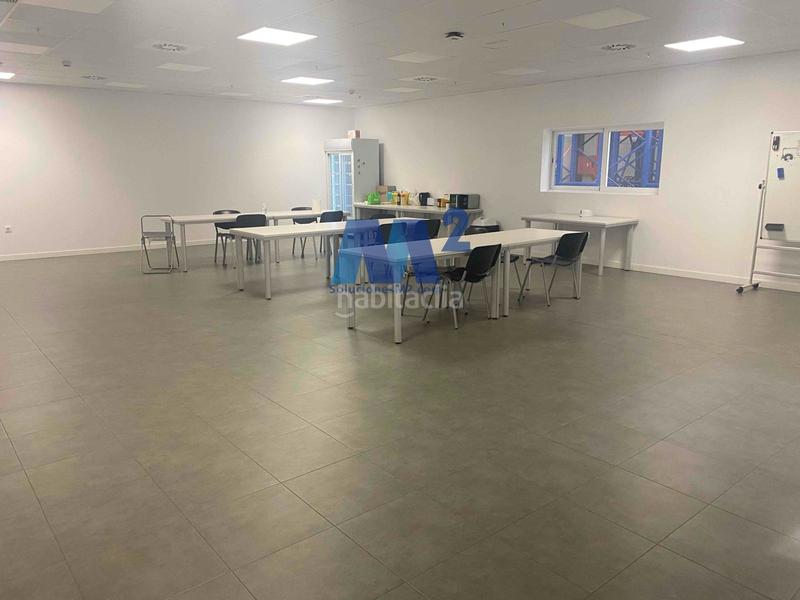 Foto 138caddf-508d-4566-87bb-810d71e39081. Lloguer nau industrial a Camarma de Esteruelas