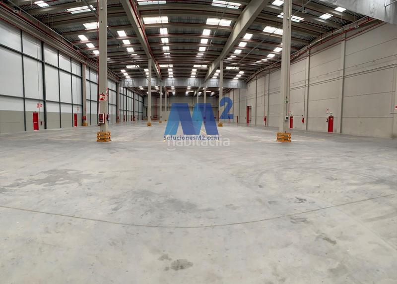 Foto 575644f3-8daf-40a8-ae76-326d1105fb71. Lloguer nau industrial a Camarma de Esteruelas