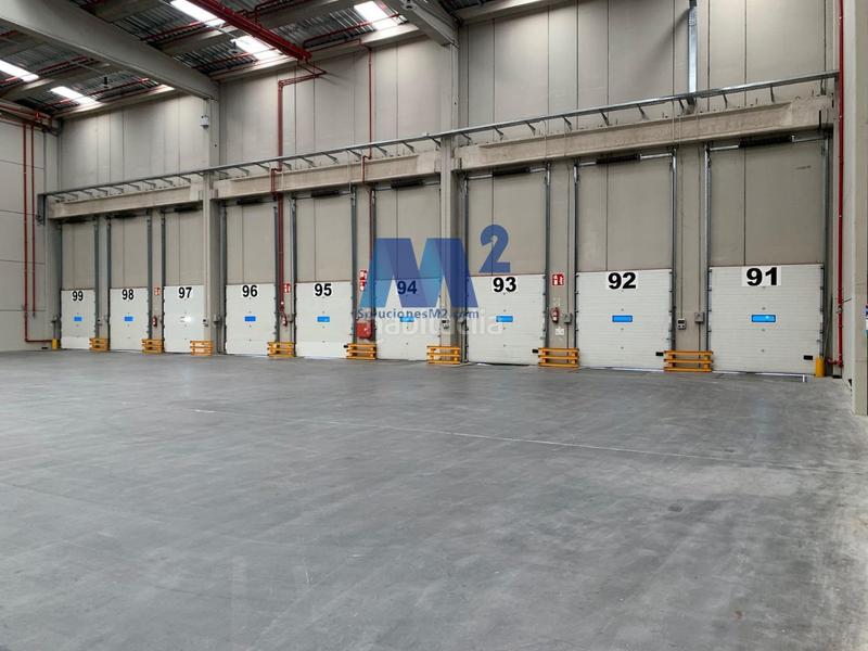 Foto 7b9d7252-3567-4d93-a3ff-3fec73448a0d. Lloguer nau industrial a Camarma de Esteruelas