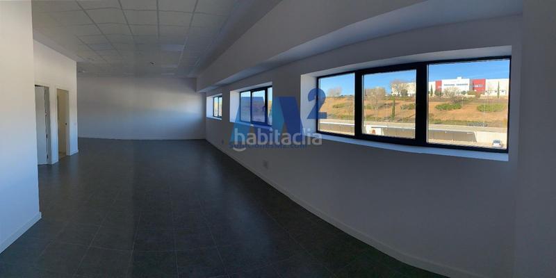 Foto 2dc4f4dc-2713-4f5c-83e4-f692fe4e0cb5. Miete fabrikhalle in Camarma de Esteruelas