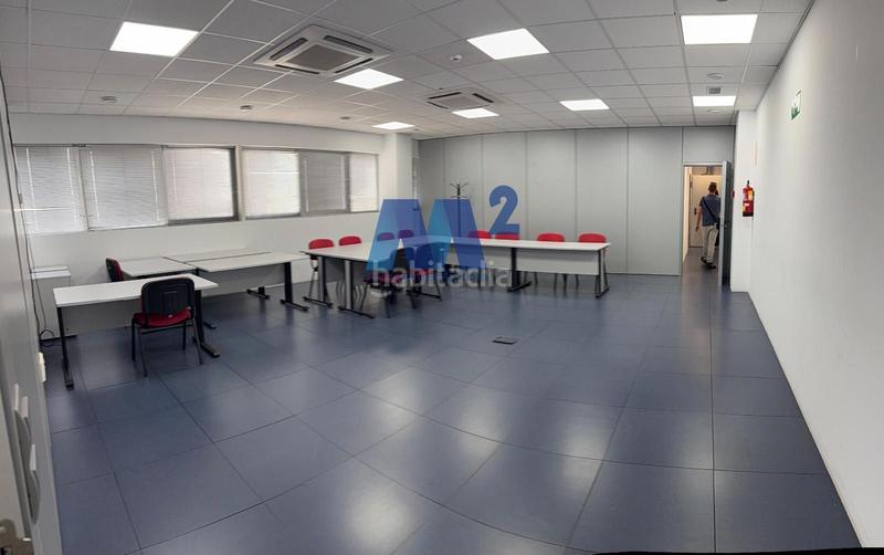 Foto 232190fd-e572-4bc4-97f5-ca198b469964. Rent industrial building in Montserrat-Parque Empresarial San Fernando de Henares