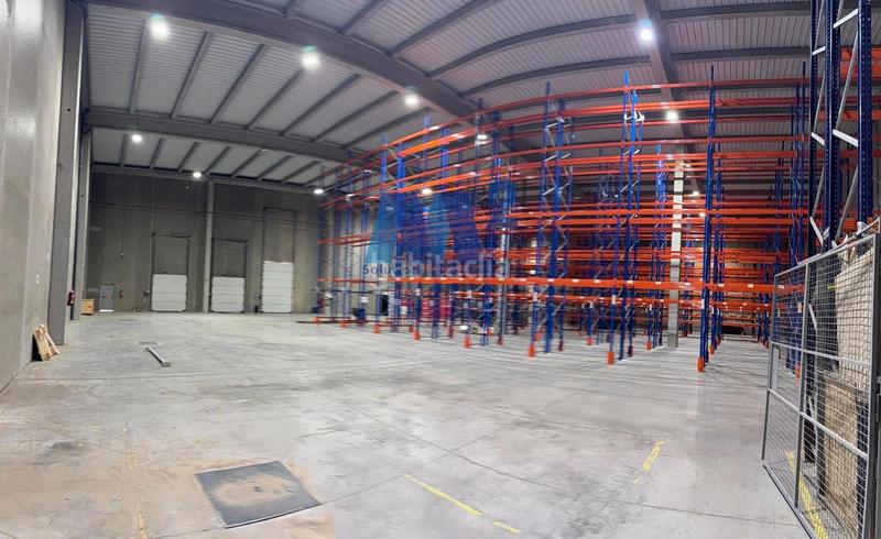 Foto 2a5fb6a9-da5c-45cf-929a-827d0a6b7e3f. Rent industrial building in Montserrat-Parque Empresarial San Fernando de Henares
