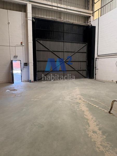 Foto 7bf50c4f-6b37-4dba-bd3f-846c50a1b74e. Nau industrial a Estación Coslada