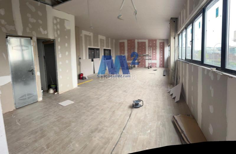 Foto 665b7e32-5eb2-4344-a287-e815b402371e. Location bâtiment à usage industriel dans Estación Coslada