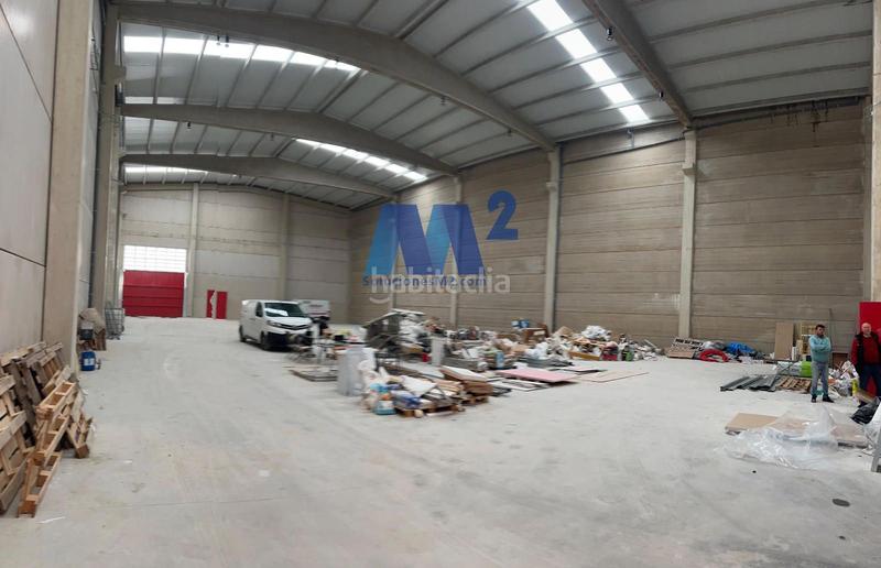 Foto 5dee1e7f-4fa4-43d5-a4b7-a96d7caafda2. Rent industrial building in Estación Coslada