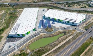 Location Bâtiment à usage industriel à Estación-Cruz Roja. Complejo logístico con 2 edificios tipo c en alquiler