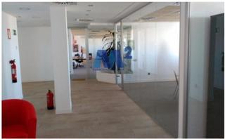 Rent Office space in Tres Olivos-Valverde. En madrid