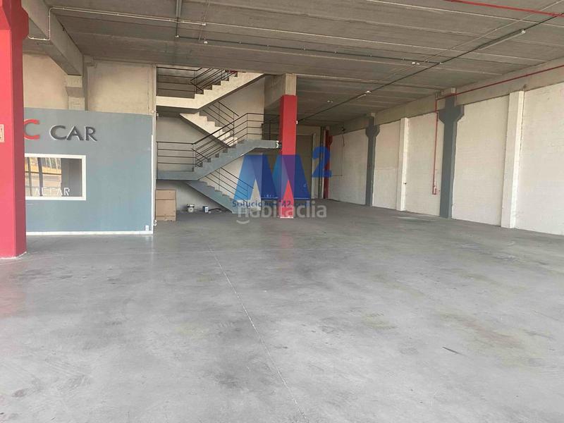 Foto d1b04872-ae4e-4f03-b1ae-50a3b8cf766d. Rent industrial building in La Garena Alcalá de Henares