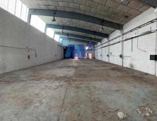 Nave industrial en Montserrat-Parque Empresarial