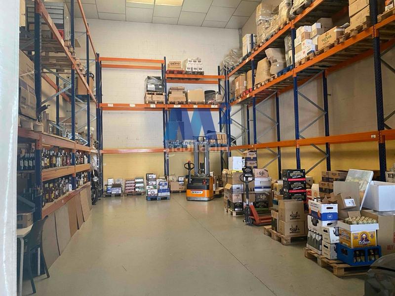 Foto 51403d94-1df4-4edd-8ee6-cde2ea870596. Industrial building in El Barral Ferial Coslada