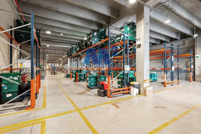 Foto 521e31b3-a329-4c17-b239-5b9d6895d403. Lloguer nau industrial a Mas Rampinyo - Montcada Nova - Carrerada Montcada i Reixac