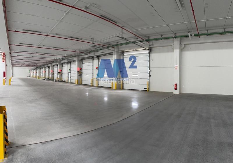 Foto 278be6db-1731-4b8f-a473-7c872a850e2c. Rent industrial building in Los Olivos-Los Ángeles Getafe