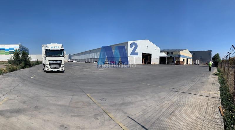 Foto 816290f2-d2c8-48c8-8e57-09483f35f447. Lloguer nau industrial a Reyes Católicos Alcalá de Henares