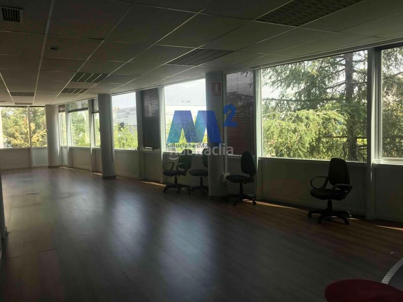 Foto c2c2ffec-c929-47f4-95a2-ca6891a74430. Miete büro mit parking in Polígono Industrial-Norte San Sebastián de los Reyes