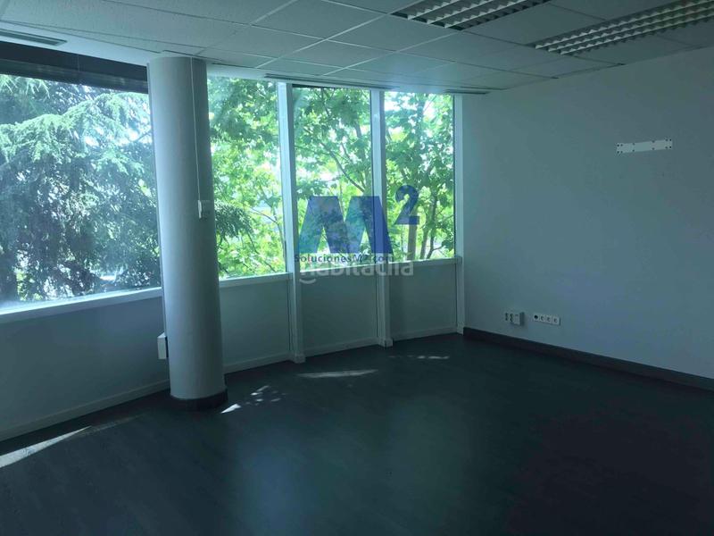 Foto 3b0bd564-fc4d-435a-ab63-4849ea91d640. Rent office space with parking in Polígono Industrial-Norte San Sebastián de los Reyes