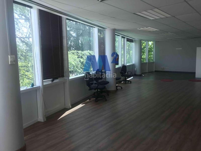 Foto b965ee3d-f208-4e8e-951e-6ddb98719d5a. Rent office space with parking in Polígono Industrial-Norte San Sebastián de los Reyes