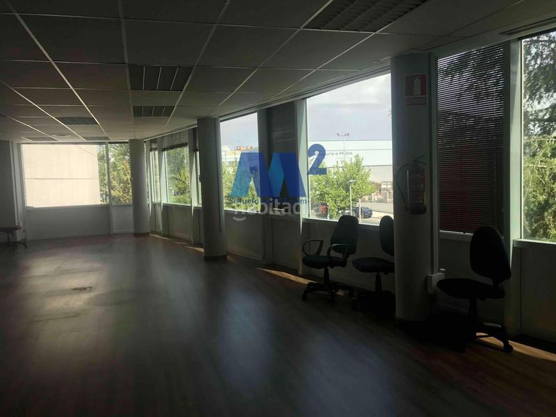 Foto be0daa24-3861-44d3-a59a-57027c7cba94. Rent office space with parking in Polígono Industrial-Norte San Sebastián de los Reyes
