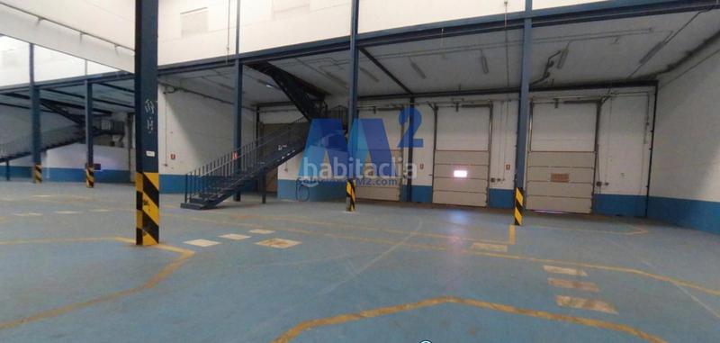Foto e2291f6e-84ba-47ae-b077-7ad41b49a949. Rent industrial building in Borox
