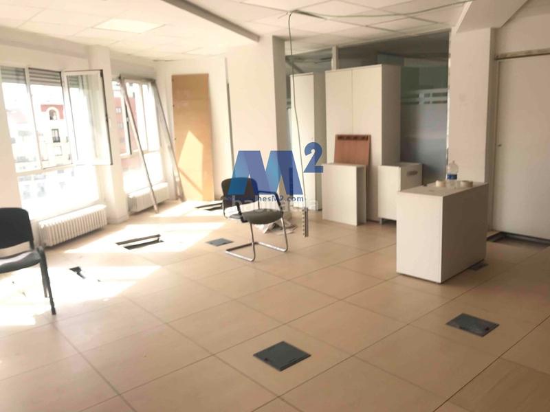 Foto 81a3aac0-63e8-40f7-9c98-c25aef1f3bb2. Location bureau dans Almenara-Ventilla Madrid