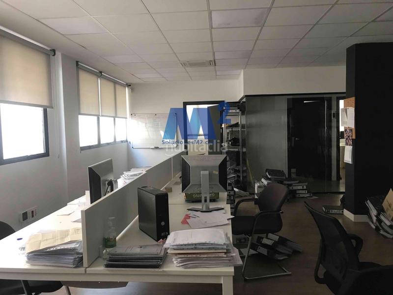 Foto 0e4544bd-e73e-4b62-9ab1-d1d655b1fb56. Ufficio con parcheggio in Buena Vista Madrid