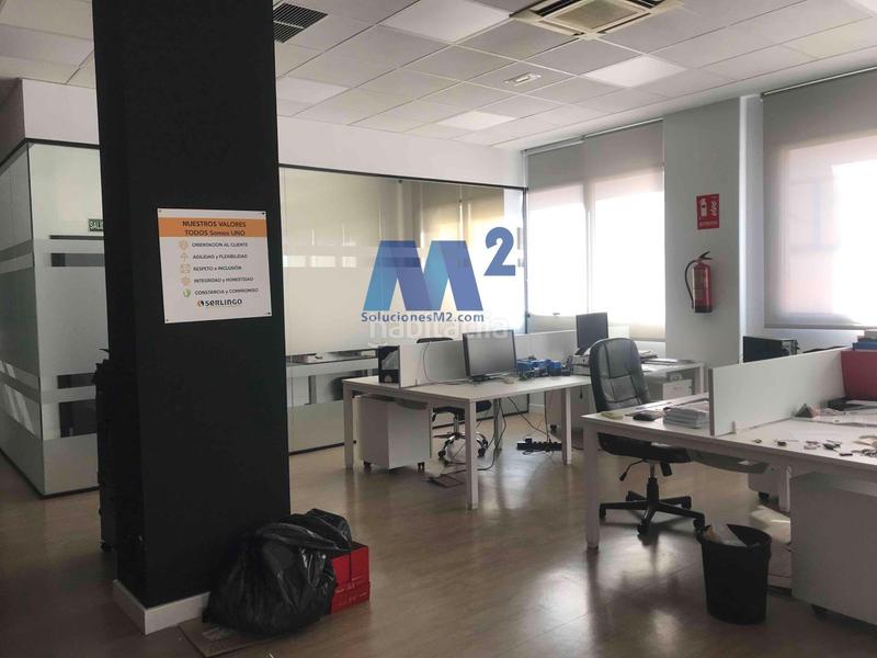 Foto c2b28a5b-96bf-49f9-9f2a-71a26db06f82. Ufficio con parcheggio in Buena Vista Madrid