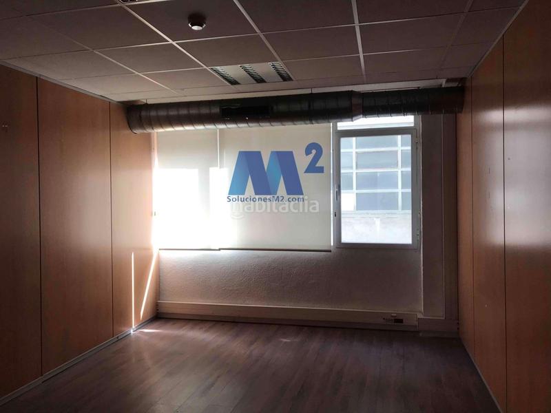 Foto e0f77092-f686-4e96-a343-dad207bb2014. Bureau avec parking dans Simancas Madrid