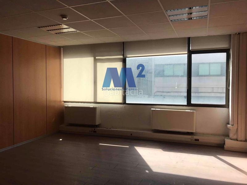 Foto ed1414d0-3dbd-4d1a-8bad-0fefc150943a. Bureau avec parking dans Simancas Madrid
