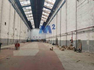 Miete Fabrikhalle  De hormigueras. Nave industrial en alquiler en madrid y con 1.949 m2.