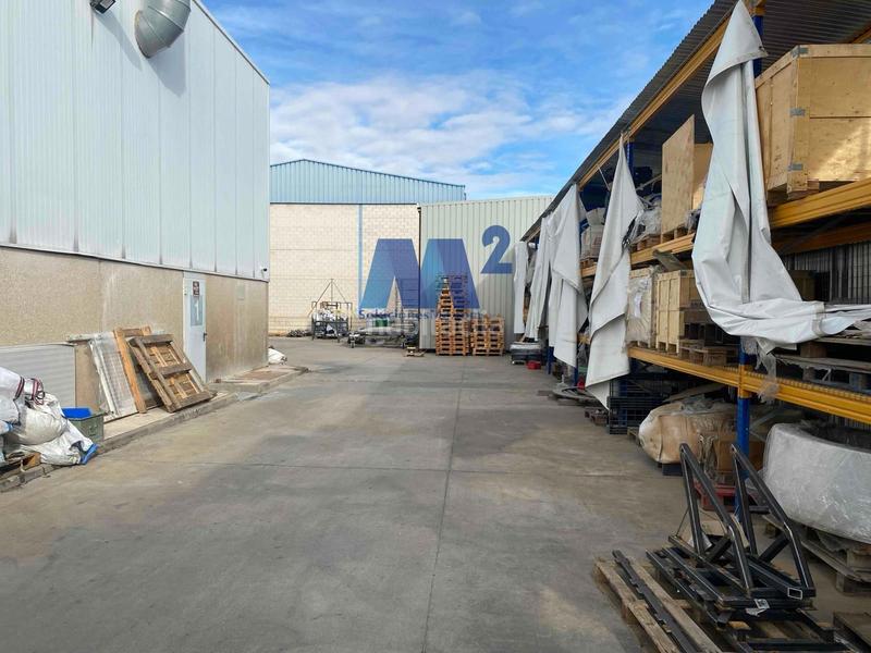 Foto 4e0a26c0-7f6b-404e-bea8-51716f388e93. Miete fabrikhalle in Polígono de las Monjas Torrejón de Ardoz