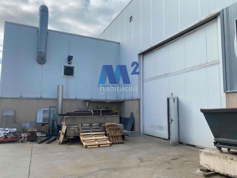 Foto cdb76456-b87e-4a70-b13e-91ebe70ea7c1. Rent industrial building in Polígono de las Monjas Torrejón de Ardoz