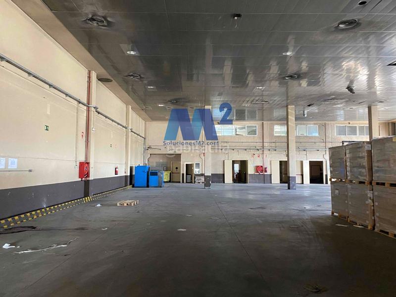 Foto b5e8dc4e-01e1-4547-ae2c-346f46abcd48. Industrial building in El Olivar Alcalá de Henares