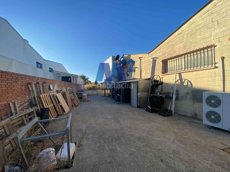 Foto d757bb2e-522c-4fd4-a12a-ce9fecb53ae6. Bâtiment à usage industriel dans Los Olivos-Los Ángeles Getafe
