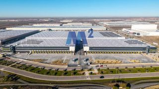 Location Bâtiment à usage industriel à Estación-Cruz Roja. Nave logística tipo c con 22 muelles en alquiler