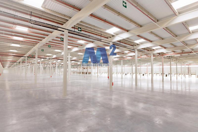 Foto 80f5d1a1-c4df-4974-8250-c127ca0c55df. Rent industrial building in Estación-Cruz Roja Illescas