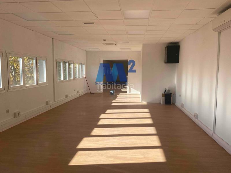 Foto 1ad5363e-0e5f-4b45-81a2-d6d73997edb3. Lloguer nau industrial a Montserrat-Parque Empresarial San Fernando de Henares