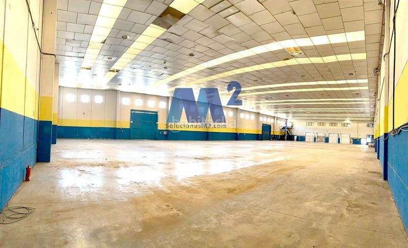 Foto cb382add-4526-4521-a5f0-60b178ad844f. Rent industrial building in Estación Coslada