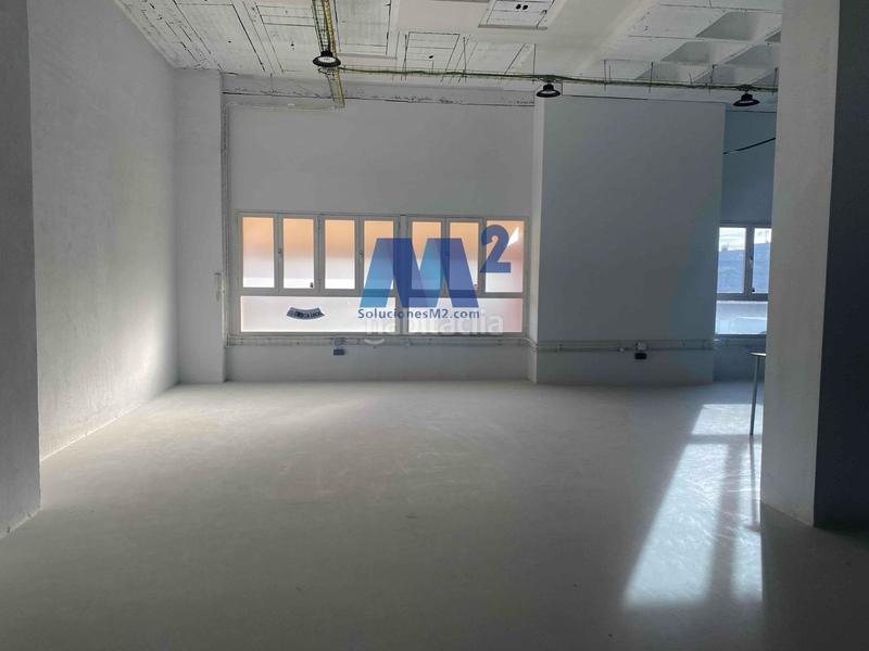 Foto 29861e30-5c60-460a-928e-6564b3c6bfd1. Location bureau dans Simancas Madrid