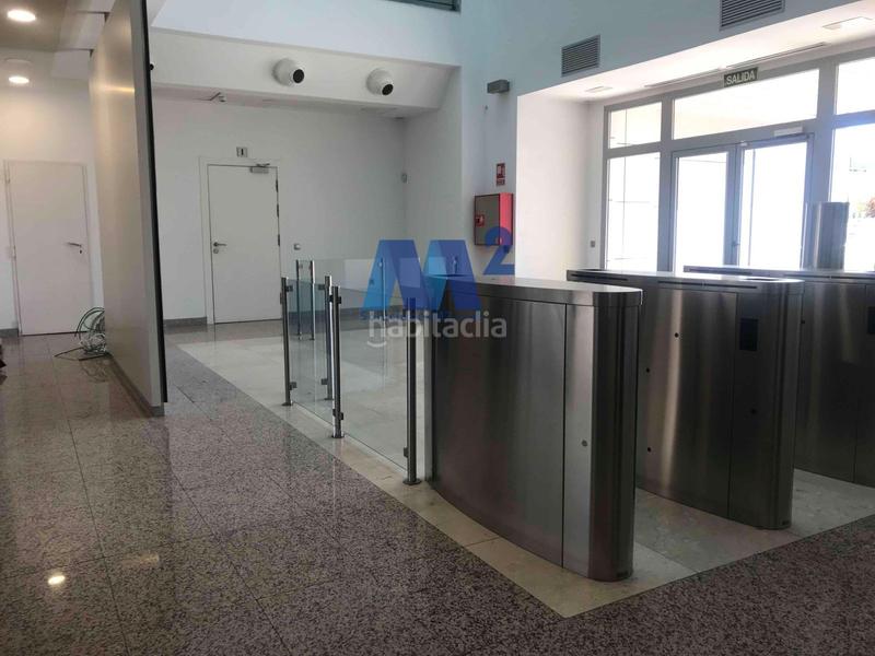 Foto 3b3f261b-4d2f-40a4-85f7-d69a98b28c7d. Alquiler oficina en Las Tablas Madrid