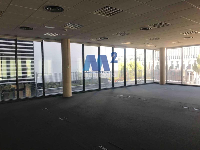 Foto ebb1a5d1-ac48-4d33-8f3a-aac8e35e80e4. Alquiler oficina en Las Tablas Madrid