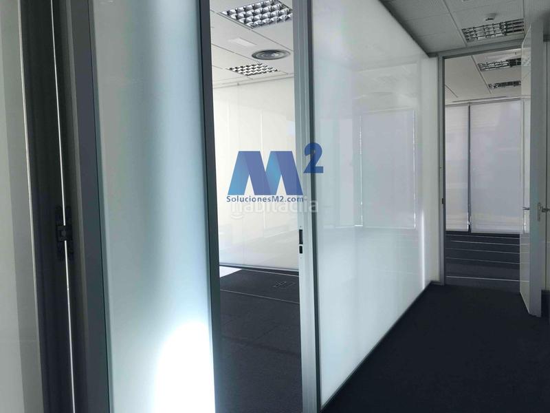 Foto 1faf4202-0eb7-43a2-8ff1-ccfba824ed79. Lloguer oficina amb aparcament a Las Tablas Madrid