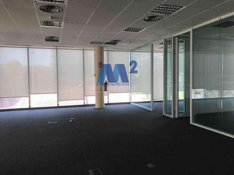 Foto cd35b26c-fae3-4de0-9c30-55d50219957a. Lloguer oficina amb aparcament a Las Tablas Madrid