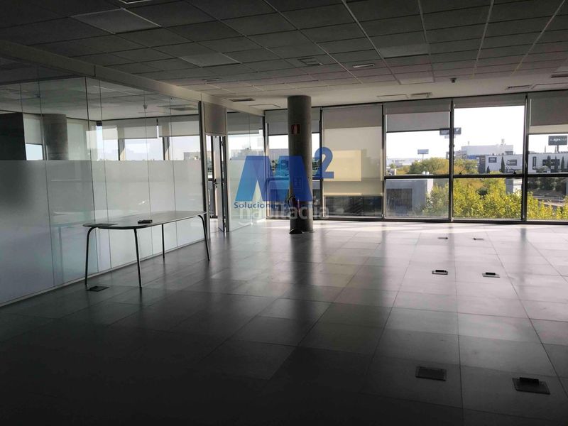 Foto a6a8dbb5-7797-4b8c-bf10-778c2be7a17e. Lloguer oficina a Zona Industrial Alcobendas
