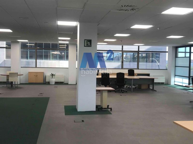 Foto 1a976dd4-32fe-4754-bfba-05e6e02290a0. Rent office space in Aeropuerto Madrid
