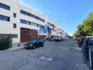 Miete Fabrikhalle in Rejas. Nave industrial en alquiler