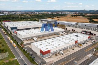 Location Bâtiment à usage industriel à Zona Rural Suroeste. Nave logística con 10 muelles en alquiler