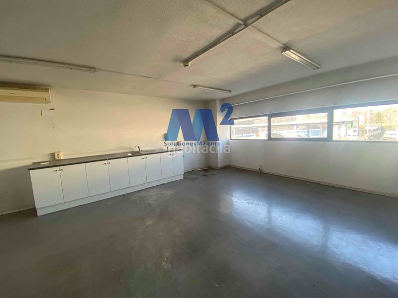 Foto 10b092f3-2667-49d2-91a1-4add44867719. Lloguer nau industrial a Zona Industrial Alcobendas