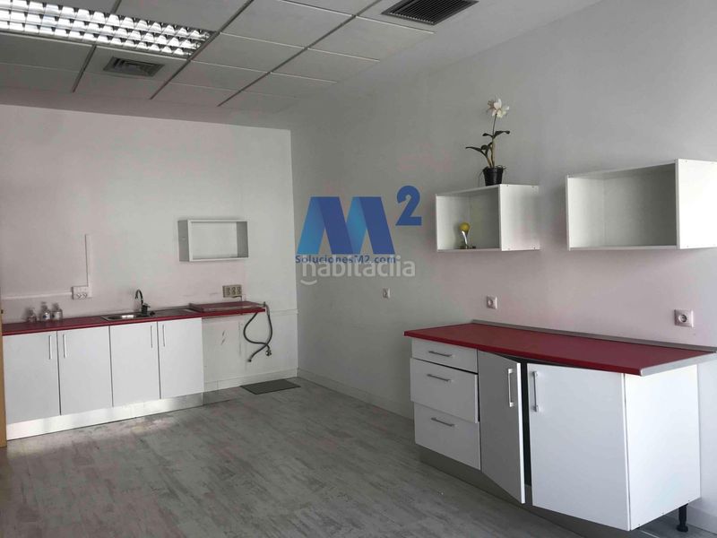 Foto 93d7e33b-b9b4-4e92-beb3-fa3ddbf176e8. Lloguer oficina amb aparcament a Zona Industrial Alcobendas