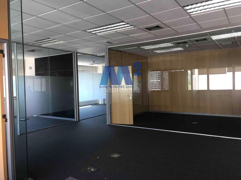 Foto d0376436-38b7-4d44-989b-02f662f778e8. Lloguer oficina amb aparcament a Zona Industrial Alcobendas