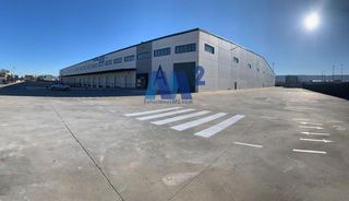 Industrial building in Conde de Romanones