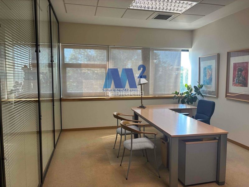 Foto a45e863a-35c3-4741-922c-458b996a9357. Lloguer oficina a Zona Industrial Alcobendas